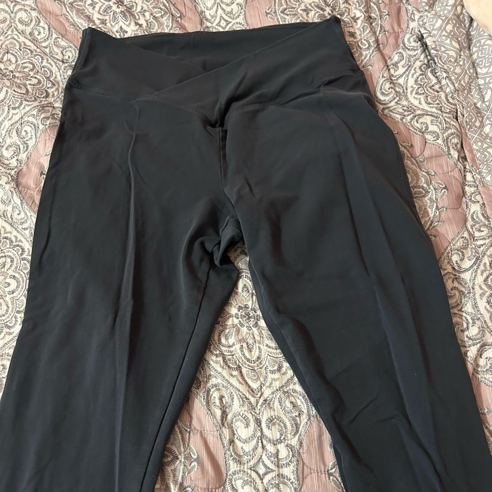 PINK Victoria’s Secret crossover tie dye leggings. Size L